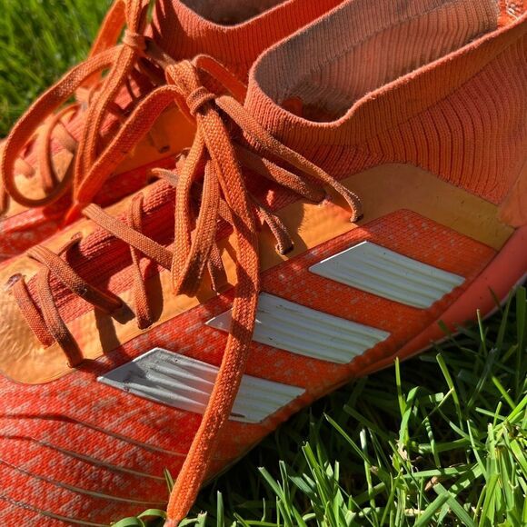 Women’s Adidas Predator 19.1 SG Coral Cleats Sz 10 (Men’s 8) - Picture 10 of 15